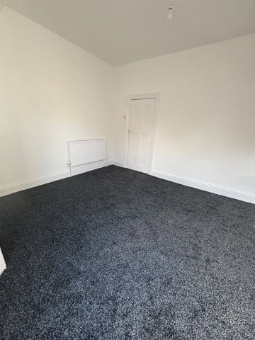 3 Bed Terraced House, Antonio St, L20 - Photo 2