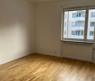 Kraftkärrsvägen, Finspång - Photo 1
