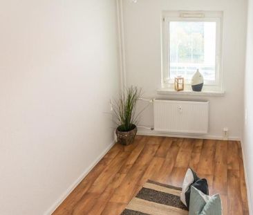 Bezugsfertige 4-Raum-Wohnung mit Balkon - Photo 5