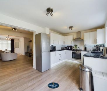 3 bedroom end of terrace house to rent - Photo 6