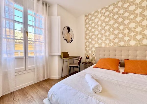 Plaza de Doña Trinidad, Málaga, Andalusia 29007