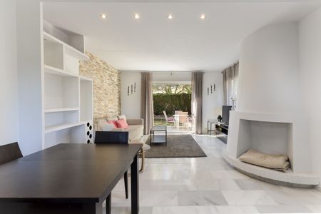 House in Nueva Andalucía, Costa del Sol - Photo 4