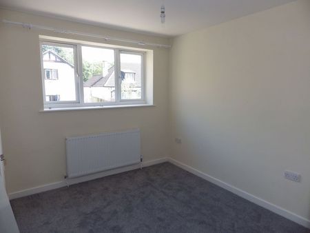 St. Teresas Court, Gloucester Road North - Photo 4