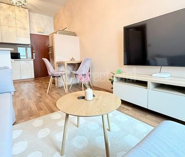 DIRECTREAL|Klimatizovaný, zariadený 2 izb.byt s veľkou lódžiou, piv... - Photo 1