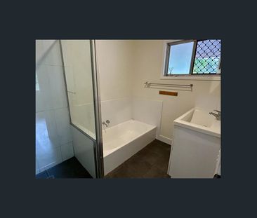 Spacious Family Home in Prime Shailer Park Location! - Photo 6