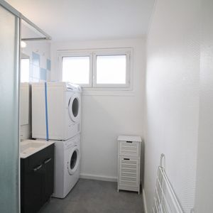 Villeurbanne - Le Richard - Chambre 1 - Photo 3