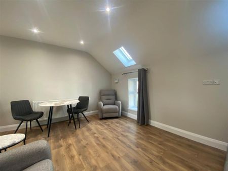 21 Upper Main Street, Letterkenny, County Donegal - Photo 3