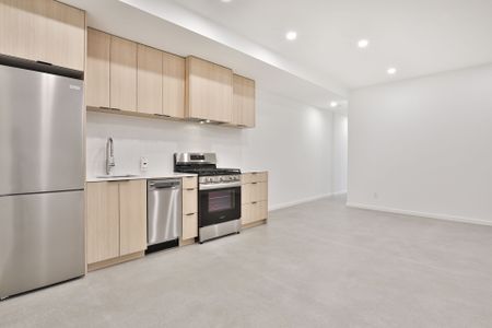 For Lease - 28 Salem Avenue Unit# 4, Toronto, Ontario - Photo 5