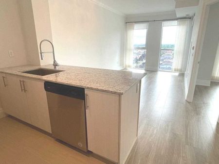 For Lease - 4085 Parkside Village Drive Unit# #901, Mississauga, Ontario - Photo 4