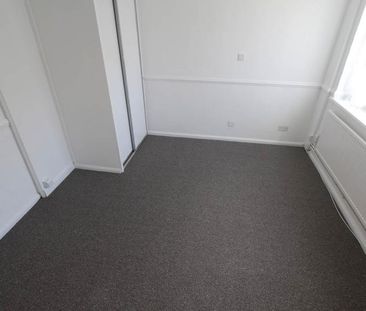 4 bedroom terraced house to rent - Photo 2