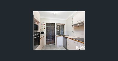 Two Bedroom Townhouse - Close to City - Photo 3