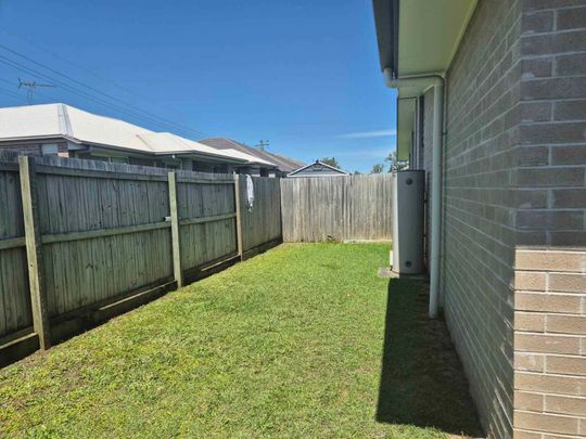 2/14 Christopher Court Caboolture - Photo 1