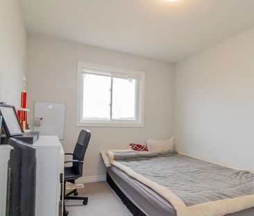 For Lease - 45 Sycamore Street, Welland, Ontario - Photo 3