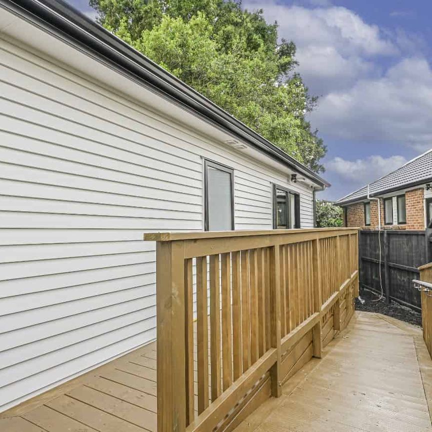 Lovely Brand New Family Home Otara with Cabin - Photo 1