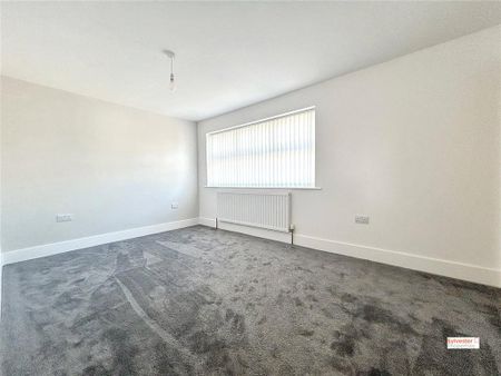 2 bedroom semi-detached house to rent - Photo 4