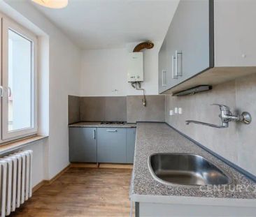 Pronájem bytu 2+1, 51?m2 + lodžie 3,4?m2, Kladno – Čechova ulice - Photo 4