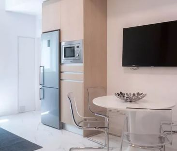 Calle de Ríos Rosas, Madrid, Community of Madrid 28003 - Photo 2