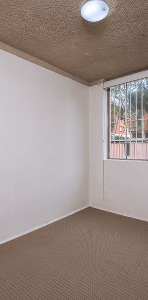 2/11 Drummond Street, Warwick Farm NSW 2170 - Apartment For Rent | Domain - Photo 1