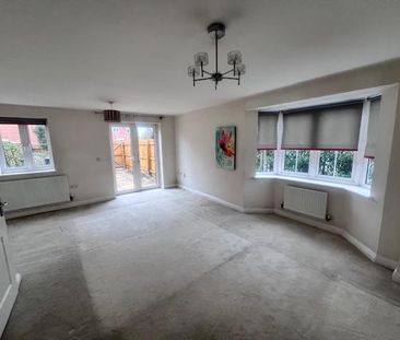 3 bedroom end of terrace house to rent - Photo 1