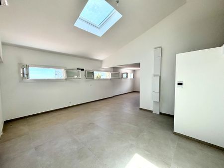 Location Appartement 4 pièces 80m² ST ANDRE DE LA ROCHE 06730 - Photo 4
