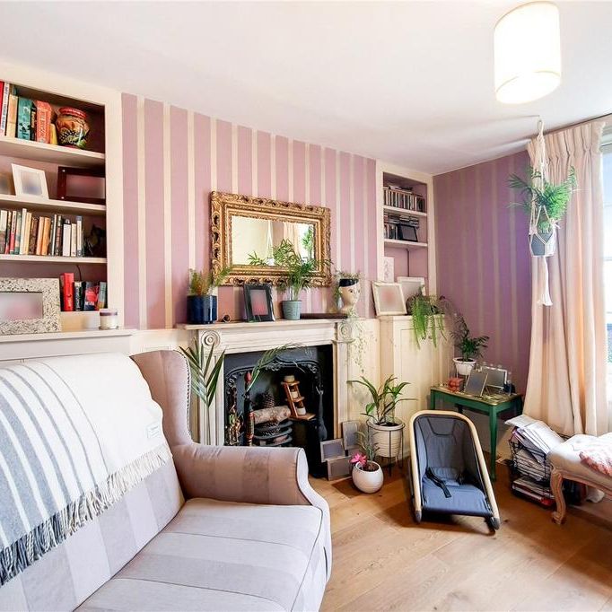 4 bedroom terraced house to rent - Photo 1