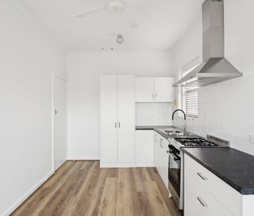 Modern Coastal Living in a Quiet Location - Photo 5