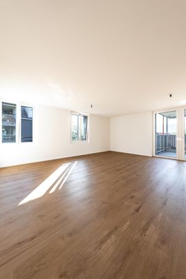 3.5-Zimmer-Wohnung - sonnig, grosszügig und mit Weitblick / 1.1 - Photo 1