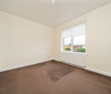 Price £1,250 pcm - Available Now - Unfurnished - Photo 3