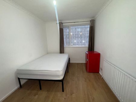 Room in a Shared House, Roberta Street, E2 - Photo 5