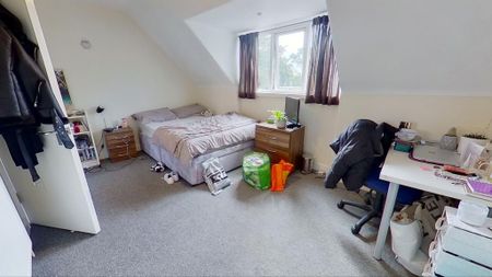 5 bedroom terraced house to rent - Photo 4
