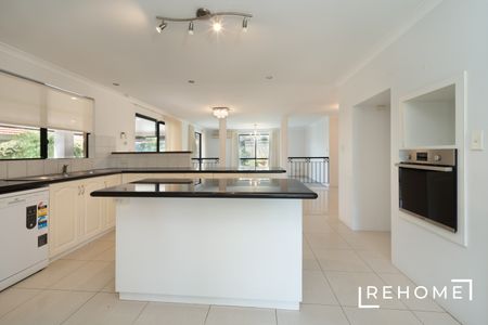 15 THURLOE WAY, Canning Vale WA 6155 - House For Rent | Domain - Photo 3