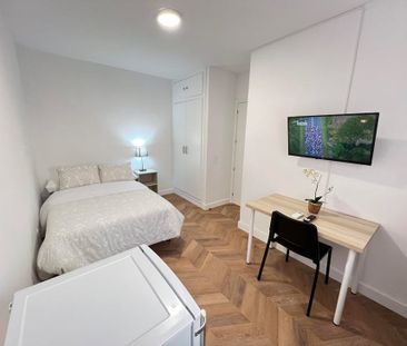 Calle de Valderribas, Madrid, Community of Madrid 28007 - Photo 6