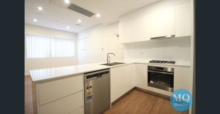 NO CARPET(TIMBER) Two Bedroom APT in Lidcombe 7 mins walk to Lidcombe Train Station. - Photo 4