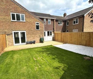 Cranmore Avenue, Swindon, SN3 - Photo 2
