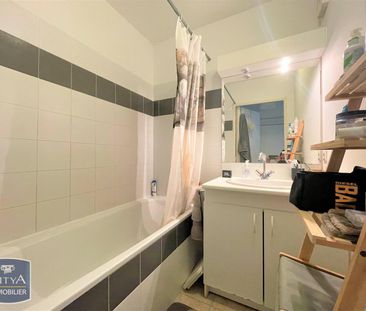 Location Appartement 2 pièces 49m² MONTFAVET 84140 - Photo 4
