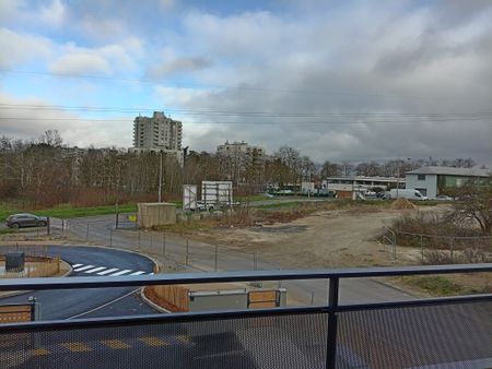 BEZANNES- Résidence Le Fairway- Apt T2 de 44.66m2 avec terrasse et stationnement, disponible de suite. - Photo 5