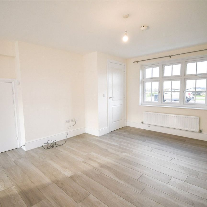 Owler Place, CH66 4BP, Little Sutton - Photo 1