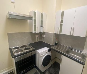 1 bedroom house of multiple occupation to rent - Photo 4