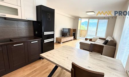PRENÁJOM | 2-izbový byt, 66m2, loggia s výhľadom, 2 parkovacie miesta | Martin – Ľadoveň - Fotografia 3