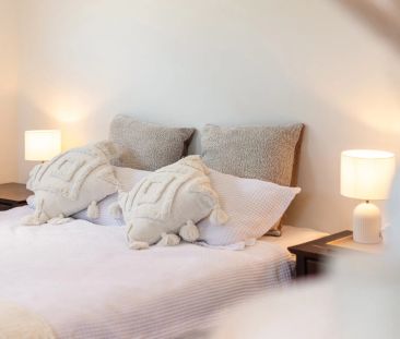 Massive 'End Position' 4-bedroom Townhouse in Everton Park - Photo 6