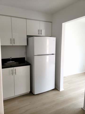 For Lease - 2 Orchard Heights Boulevard Unit# 237, Aurora, Ontario - Photo 4