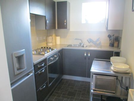 Gelli Rhedyn, Fforestfach, Swansea, SA5 4BD - Photo 5