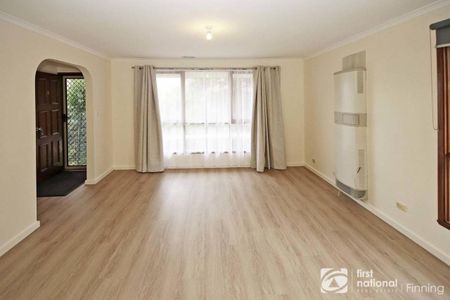 Beautifully Presented, Recently Renovated Unit - Photo 2