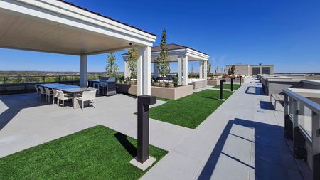 For Lease - 2075 King Road Unit# 611, King, Ontario - Photo 2