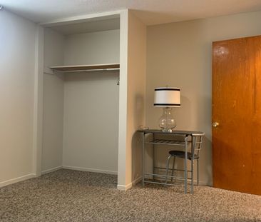 For Lease - 859 Tavistock Street Unit# 3, Britannia Heights - Queen... - Photo 5