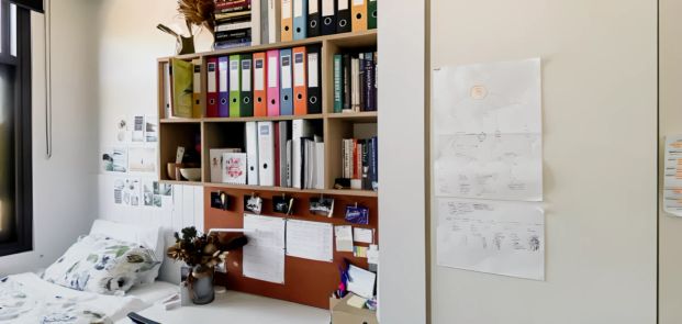 Standard Room - Shared Bathroom - Photo 1