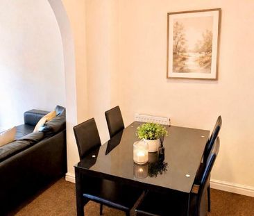 4 bedroom semi-detached house to rent - Photo 3