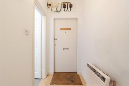 Property to rent - Photo 5