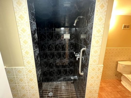 For Lease - 9 Dewlane Drive, Toronto, Ontario - Photo 1