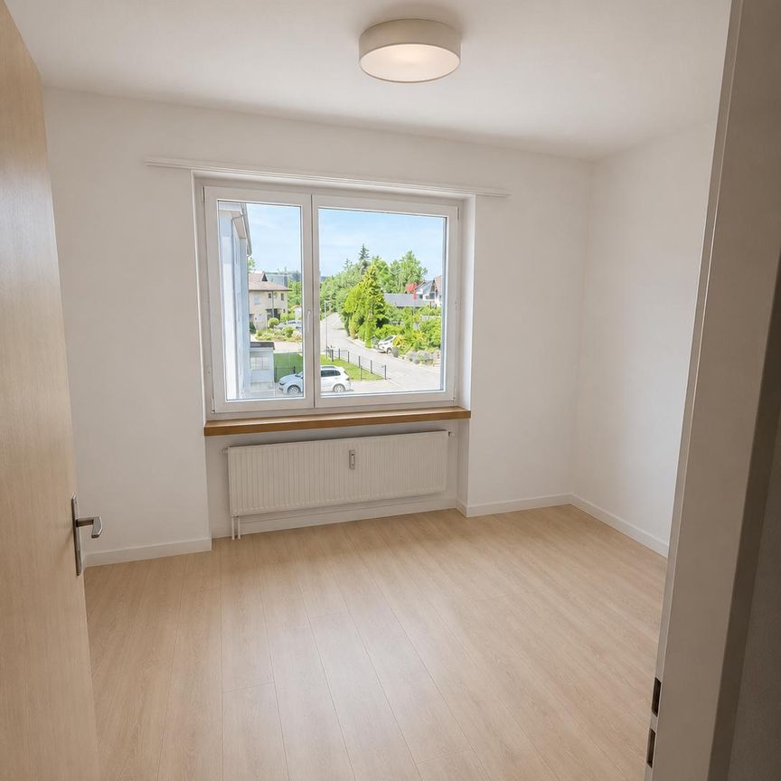 neu sanierte Wohnung in zentraler, ruhiger Lage - Foto 1